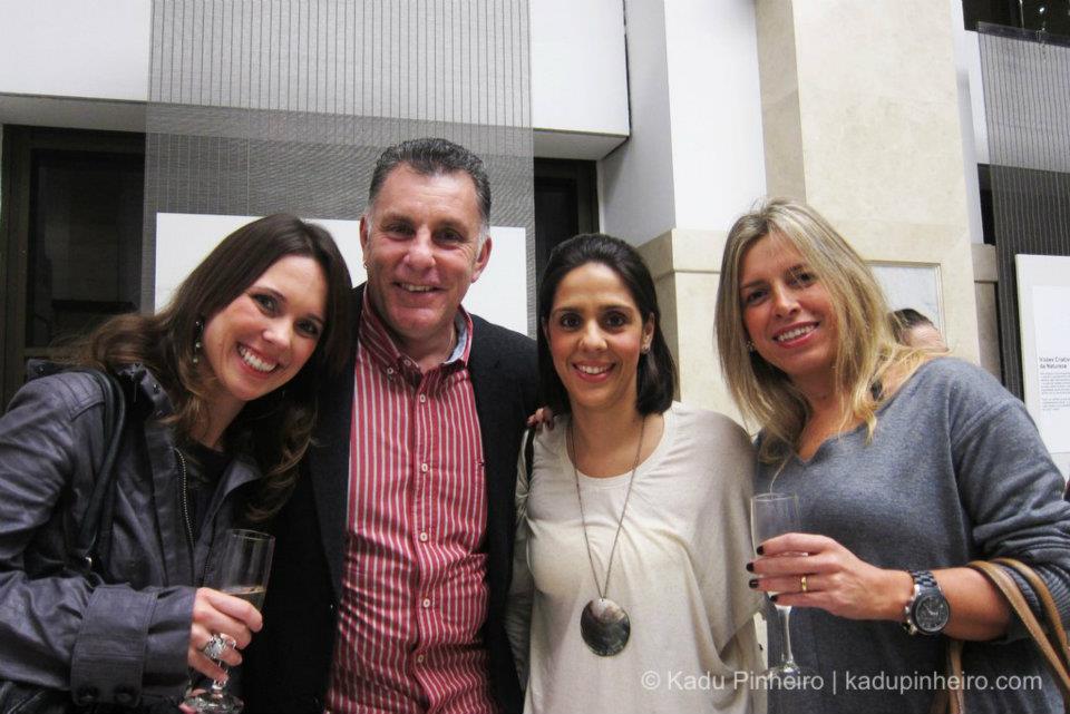 208828_384369734952497_1831545162_n