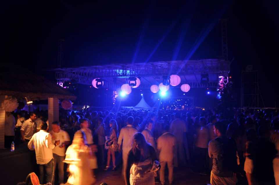 394815_341751949186079_159579630736646_1303084_296515932_n